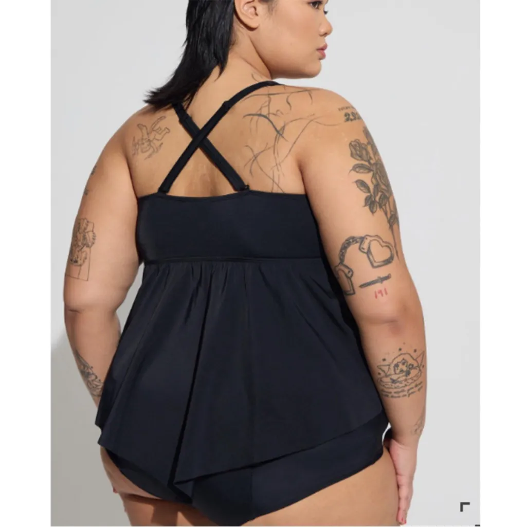 Torrid Tankini Wire free Flounce Ruffle swim top black 6X - Image 4