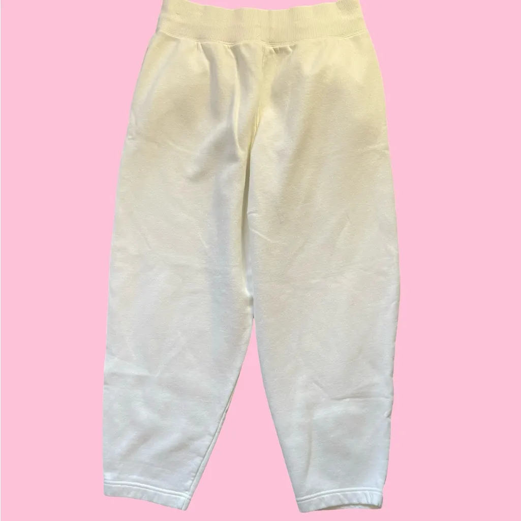 Nike Sportswear Phoenix Fleece High-Rise Oversized Sweatpants in Sail - Medium - Image 3