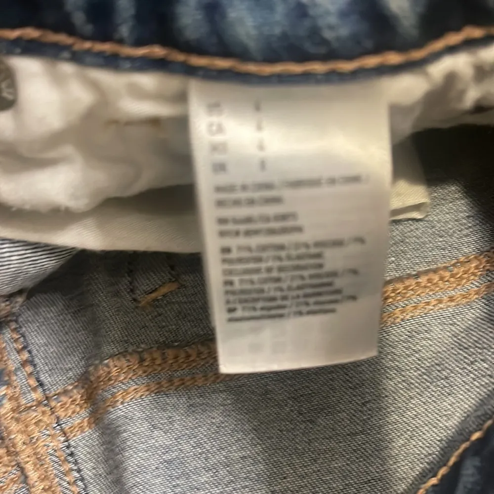 American Eagle AEO Next Level High Rise Shortie Jean Short Size 4 - Image 7