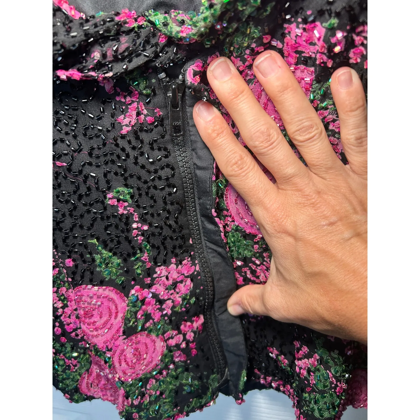 Andretta Donatiella Beaded Vintage Rose Silk Sleeveless Top Black Pink Large - Image 4