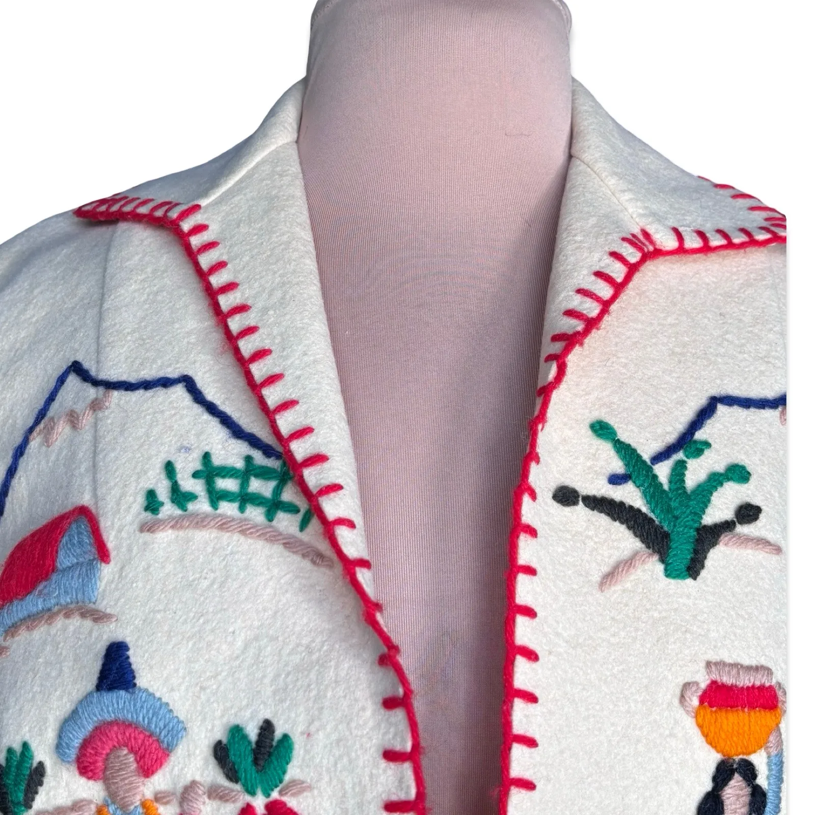 Vintage Hand Embroidered Folk Art Wool Tourist Jacket Mexican Scene Colorful Red Size M - Image 3