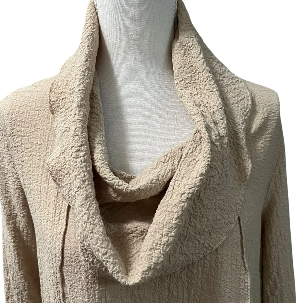 Ali Miles Camel Oatmeal Textured Gauze Cowl Neck Lightweight Tunic Sweater M Tan Size M - Image 3