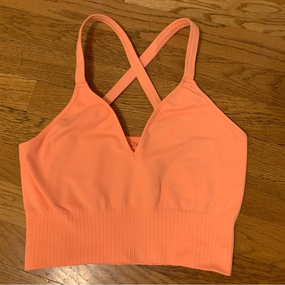 movement good karma crop tank and 7/8 leggings peach size M/L - Image 5