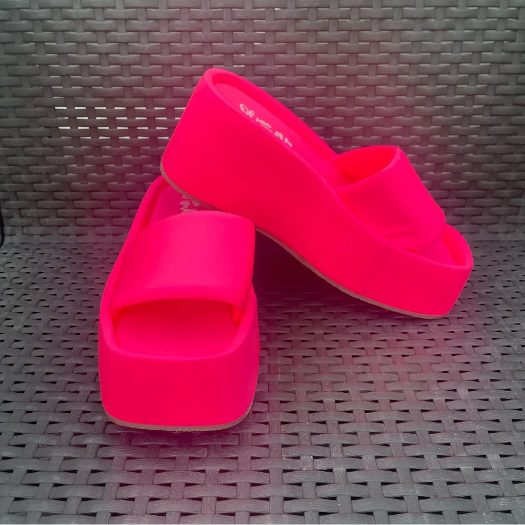 Olivia Miller Uproar Wedge Sandals Slip on Open Toe Platform Slides Pink Sz 7 - Image 4