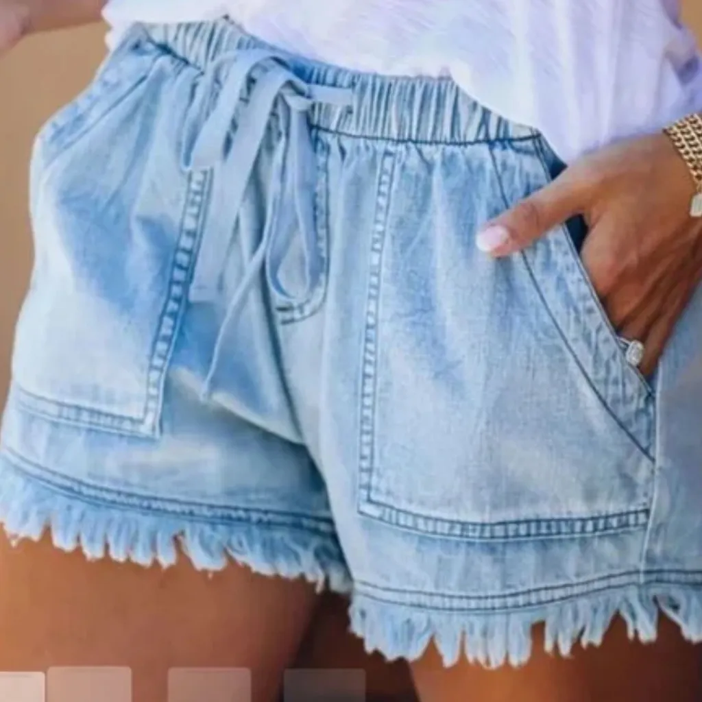 Women’s Denim Frayed Hem Drawstring Medium Wash Shorts sz Medium NWT Blue - Image 2