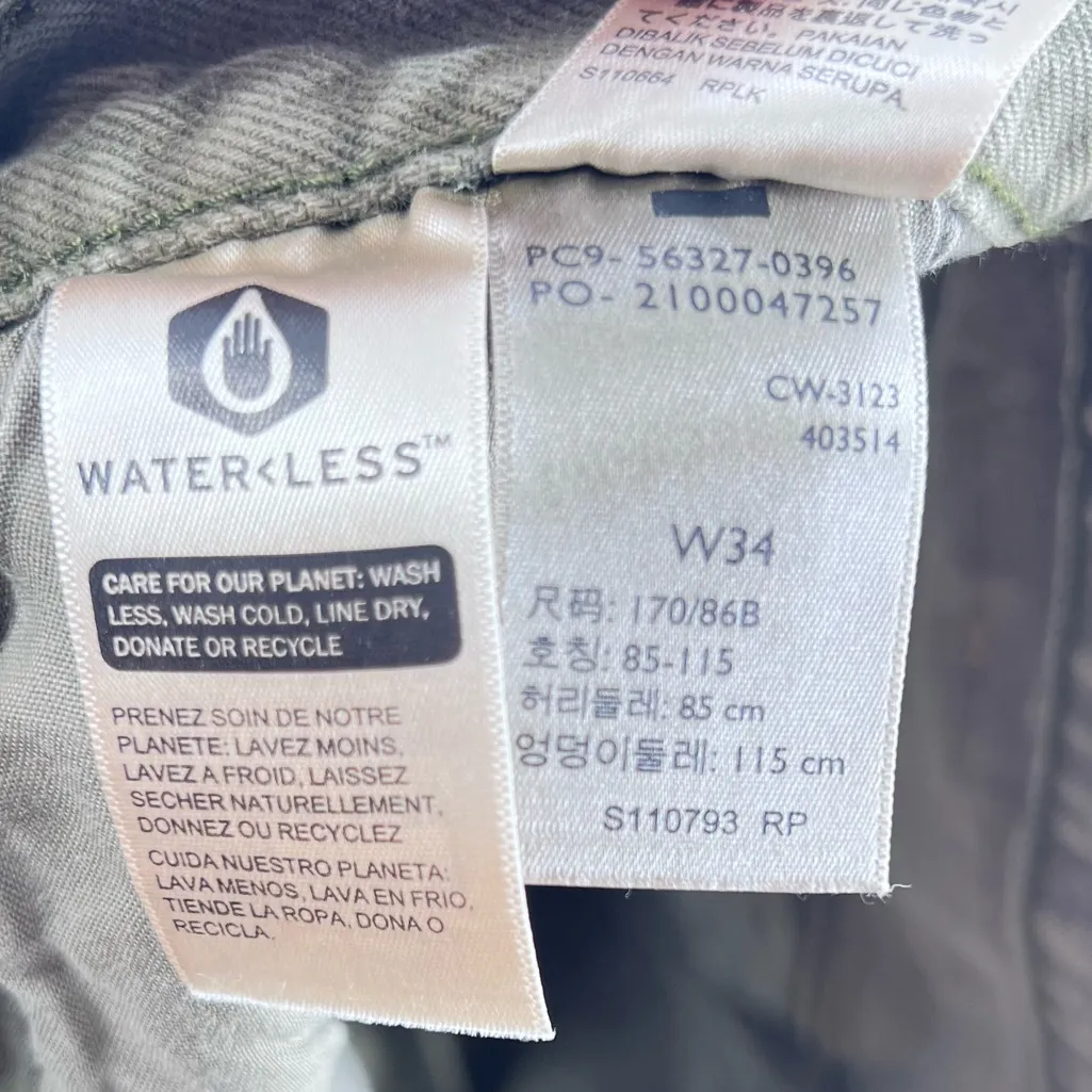 Levi's Olive Women's Jean Shorts - Image 4