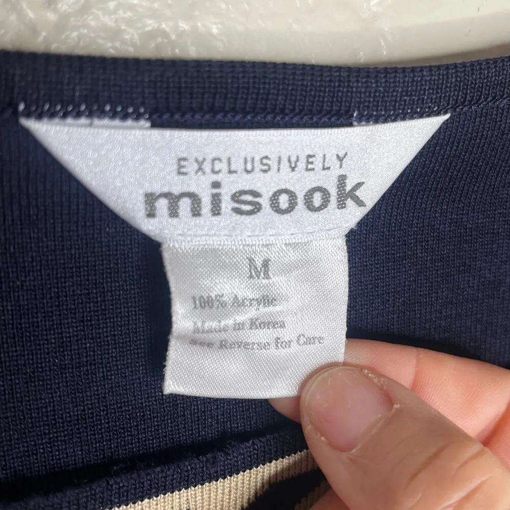 Exclusively Misook Vintage Women's Navy Acrylic Navy Blue Tank Top Size Medium - Image 2