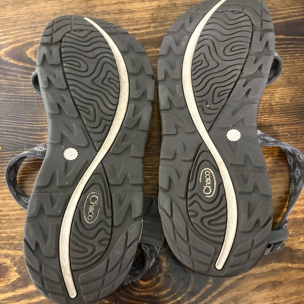 Chacos‎ Gray Sandals Size 10 - Image 9