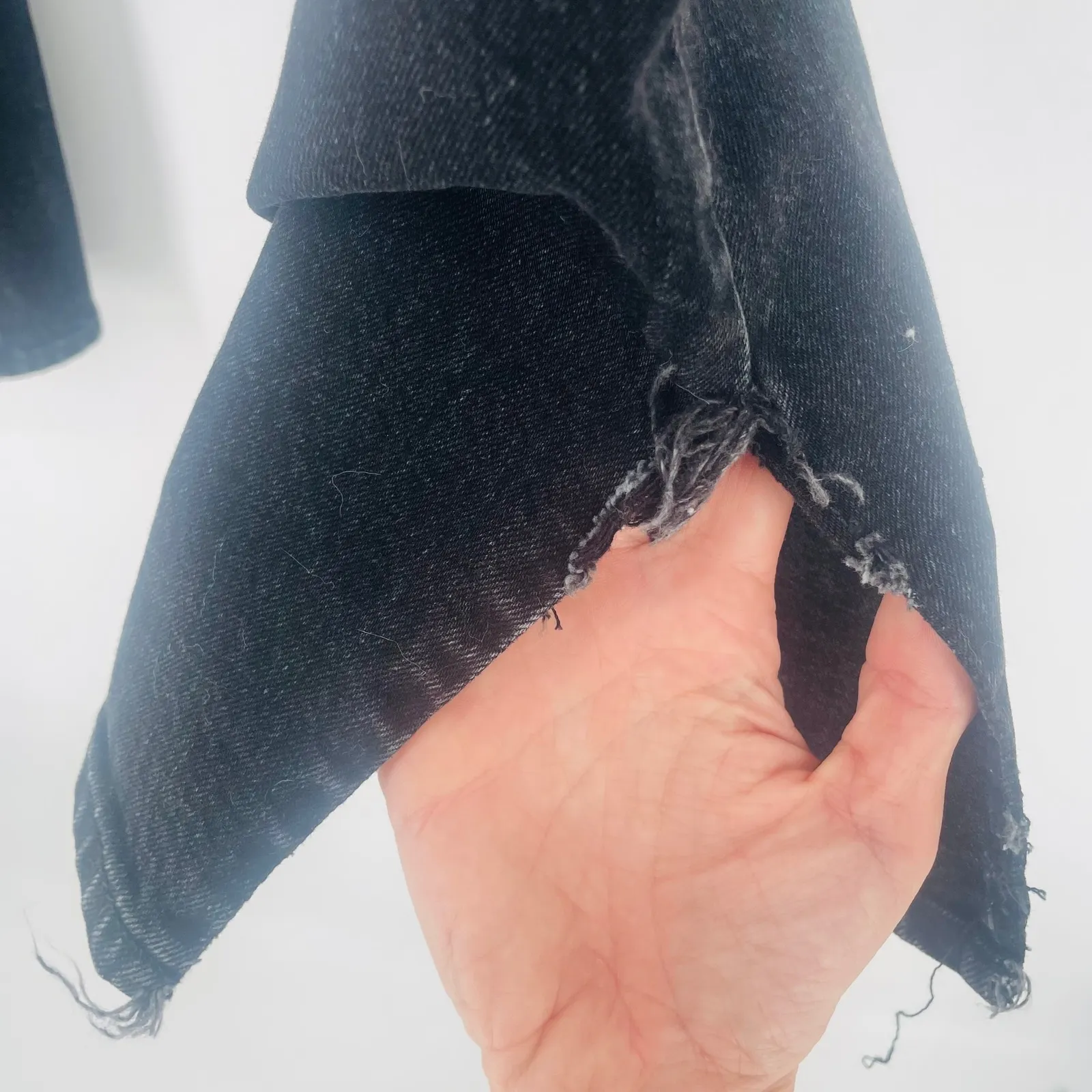 ROLLAS Dusters High Rise Slim Straight Leg Jeans Black Washed Size 27 Split Hem - Image 4