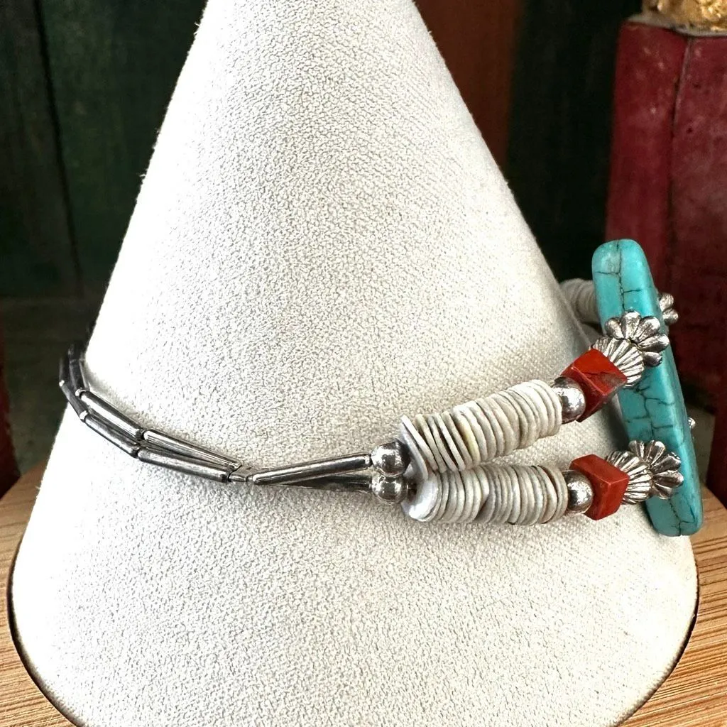Southwestern Dyed Howlite, Coral & Shell Beaded Bracelet - Image 2