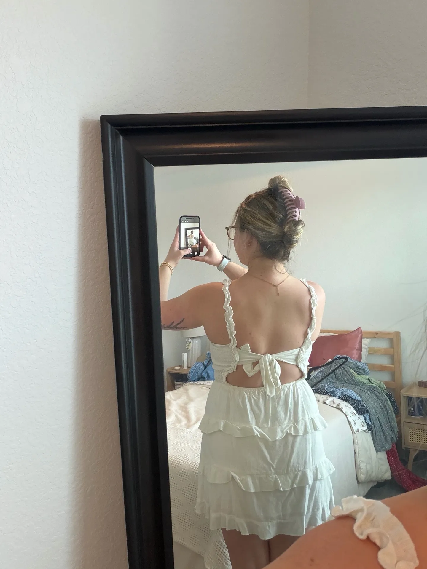 White Lulus Dress - Image 2