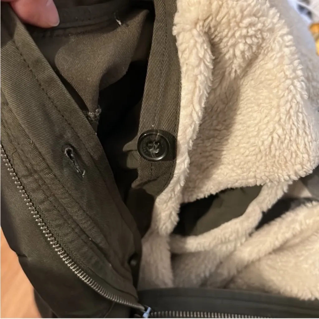 Vintage Abercrombie & Fitch Green
Utility Jacket 2 in 1 Vest Sherpa Lined - Image 4