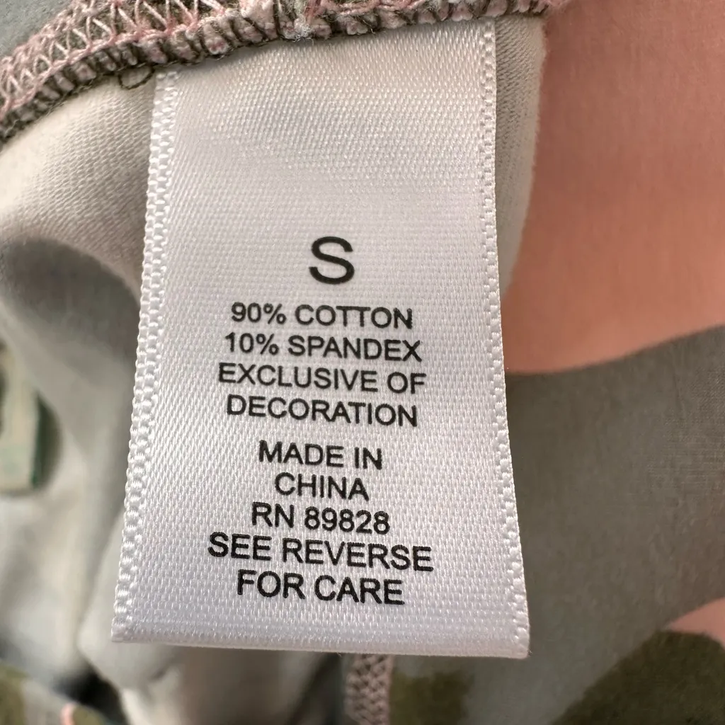 LOGO Lounge by Lori Goldstein Regular
Camo Leggings with Pockets Fun Color Way - Image 6