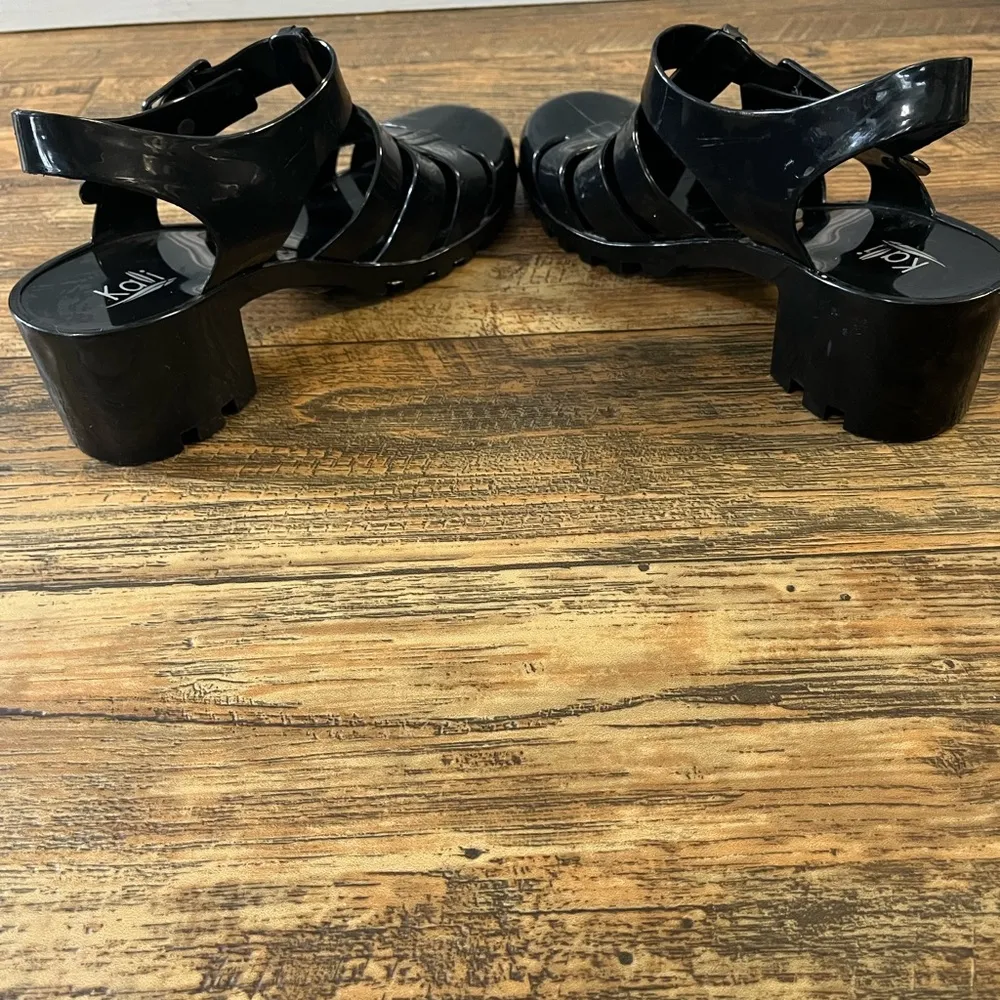 Kali Black Chunky Jelly Heels Size 9 - Image 4