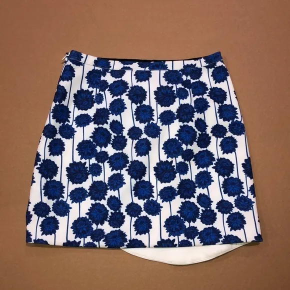Topshop blue floral mini skirt - Image 3