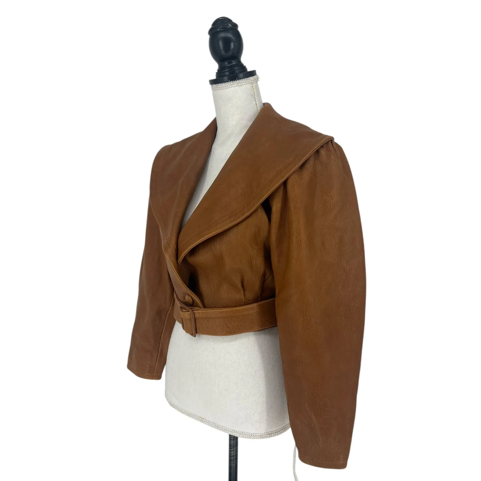 FRAME Cropped Pebbled Leather Belted Jacket - Image 6