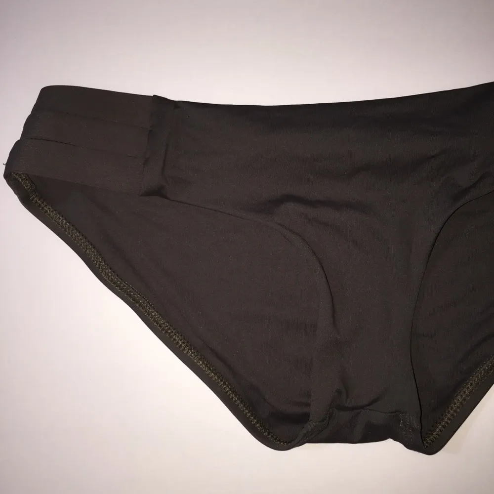 Vitamin A Emelia Triple Strap Bottom Army Green - Image 5