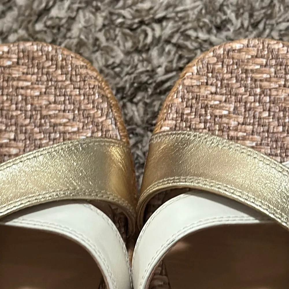 Vionic Mar Sandal woman size 7 excellent condition - Image 6