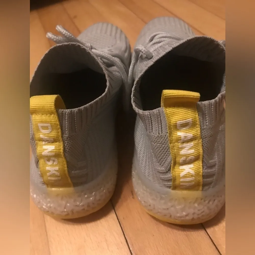 Danskin  lace-up 6.5 - Image 7