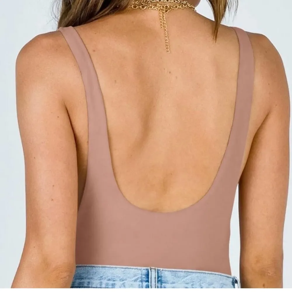 Women's Size XL Sexy Scoop Neck Backless Double Lined Bodysuit NWT Pink - Image 3