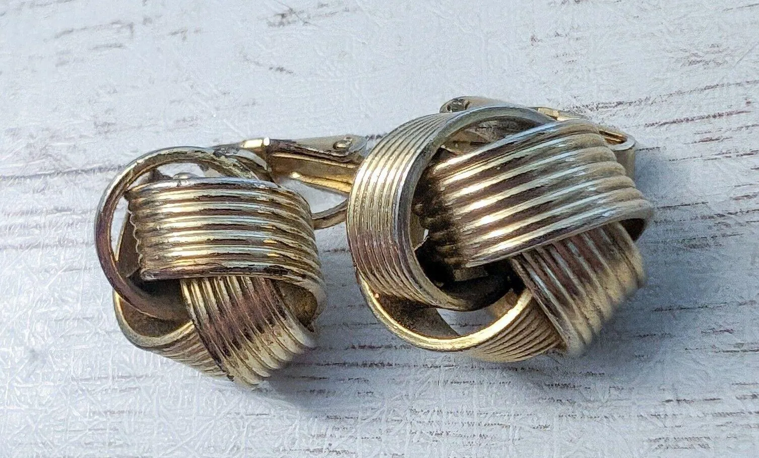 Vintage Clip On Earrings - Image 10