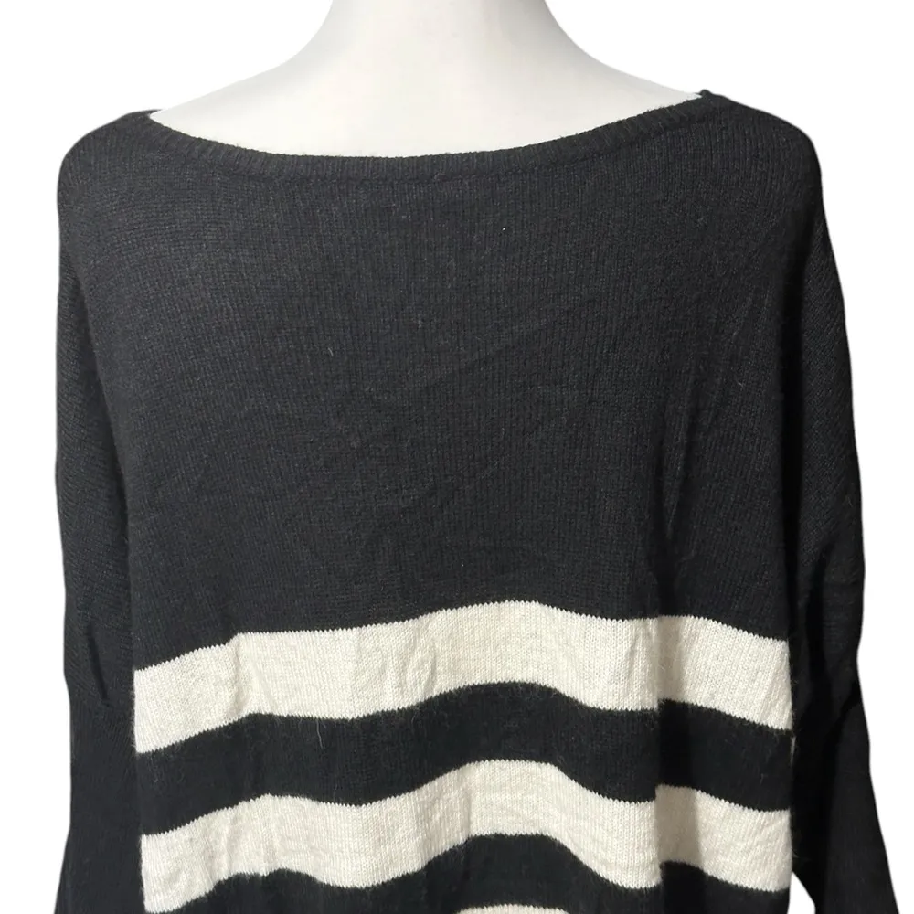 Cremiuex (Daniel) Black-And Off-White Short Sleeve Sweater Round Neckline Sz L - Image 3