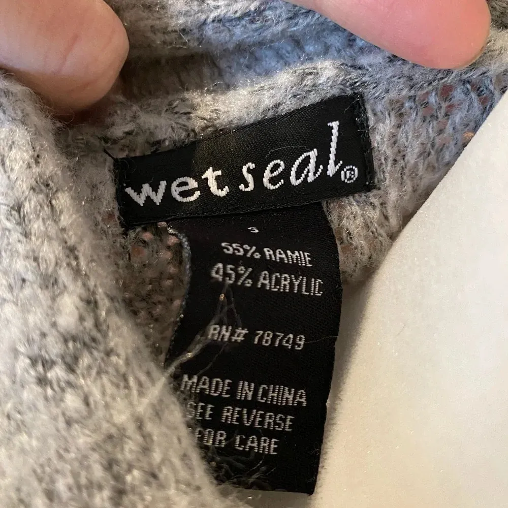 Wet Seal Gray open Cardigan size small - Image 6