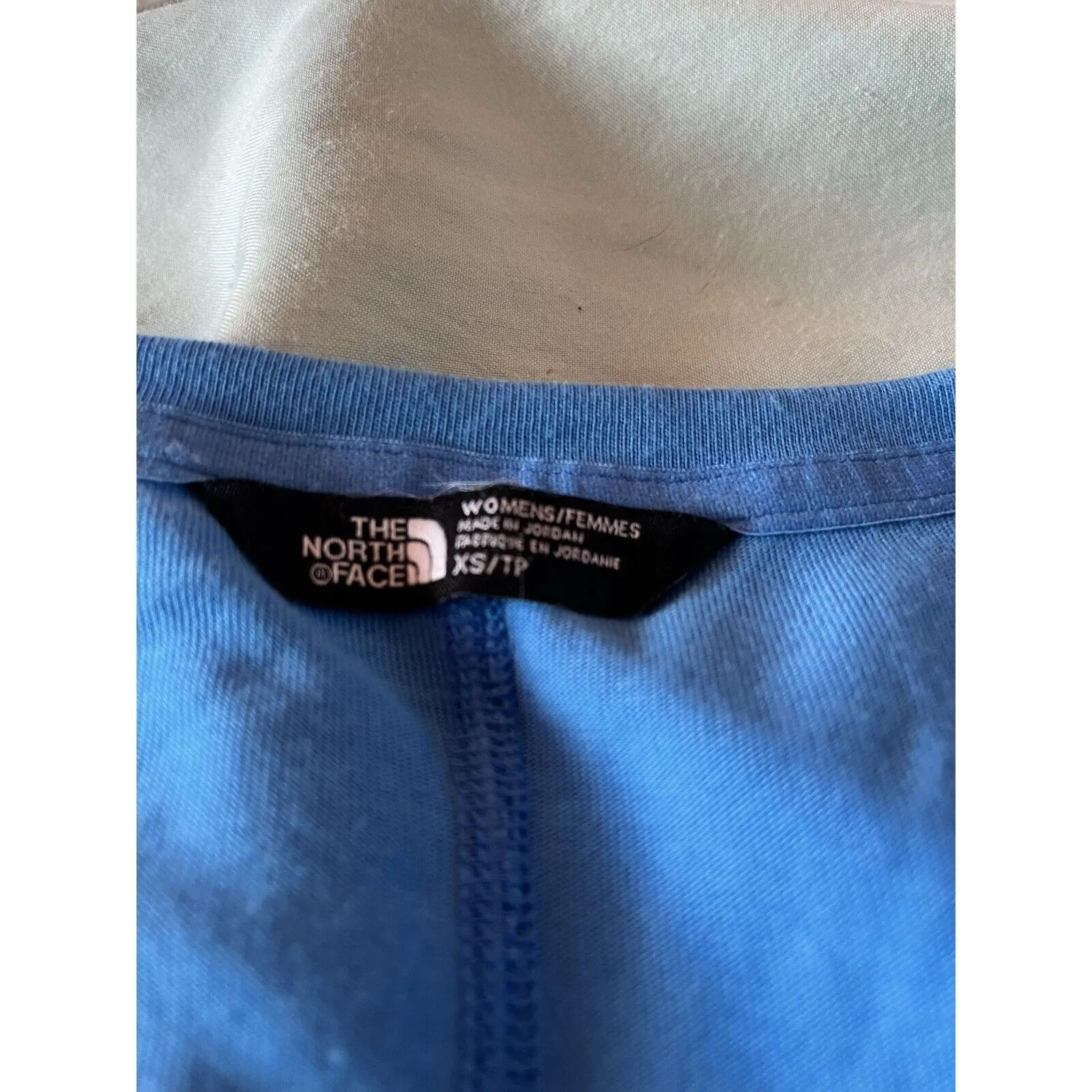 The North Face Racerback Tank Top Women XS Blue Athletic Stretch V Neck - Image 4