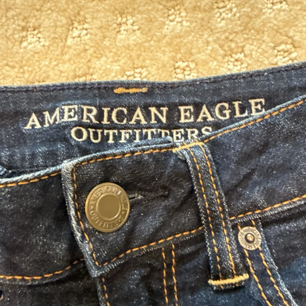 American Eagle Outfitters Dark Wash Denim Jean Shorts Size 4 Distressed Cutoff - Image 3