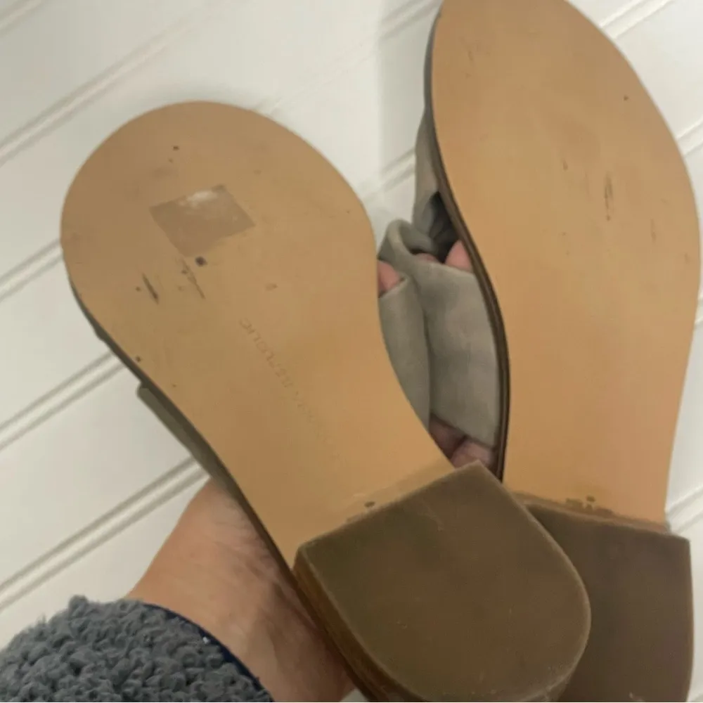 Banana Republic Suede Knot Front Slides Sz 6 641 - Image 7