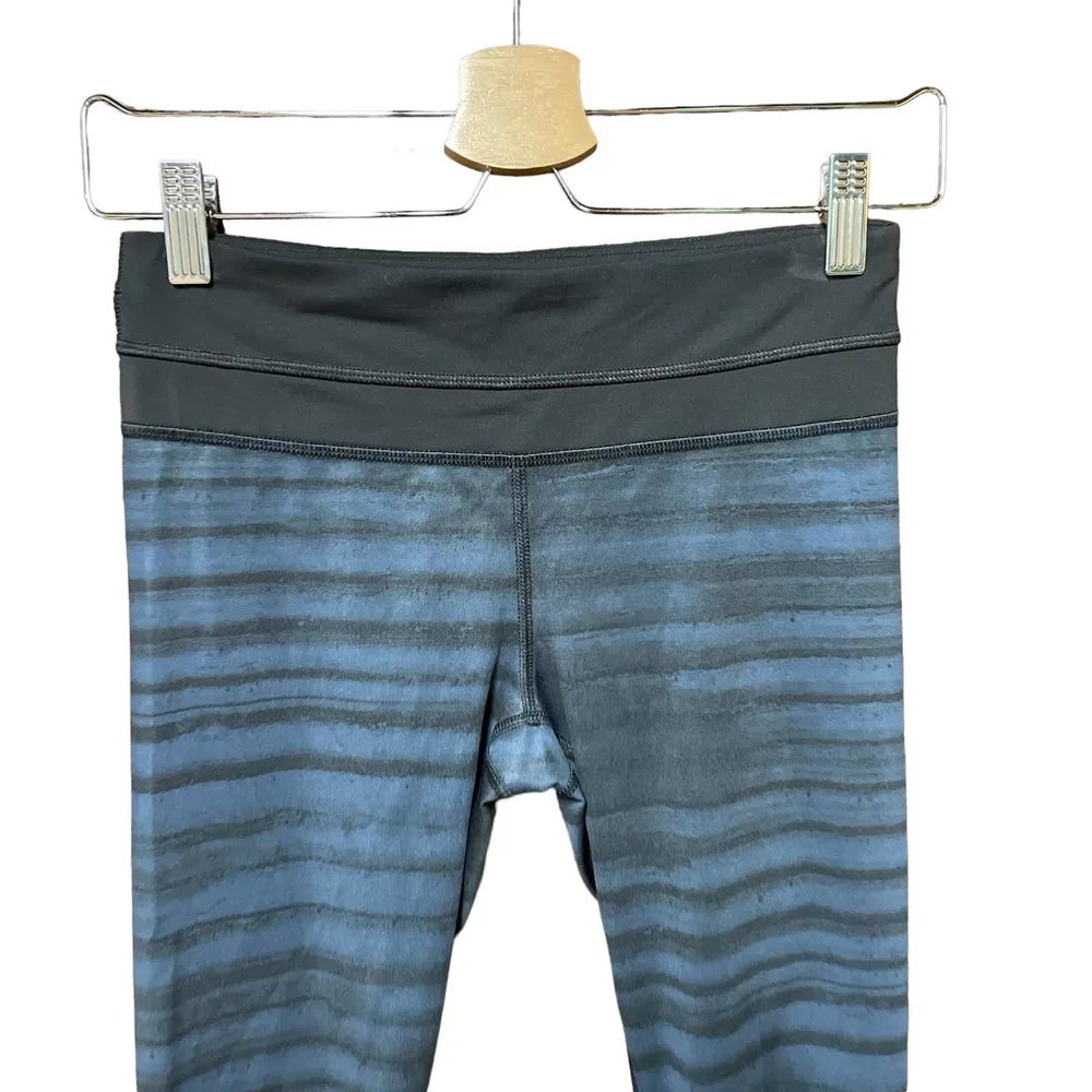 Lululemon Run: Inspire Crop II Full-On Luxtreme Mesh Good Vibes Deep Navy Size 4 - Image 2