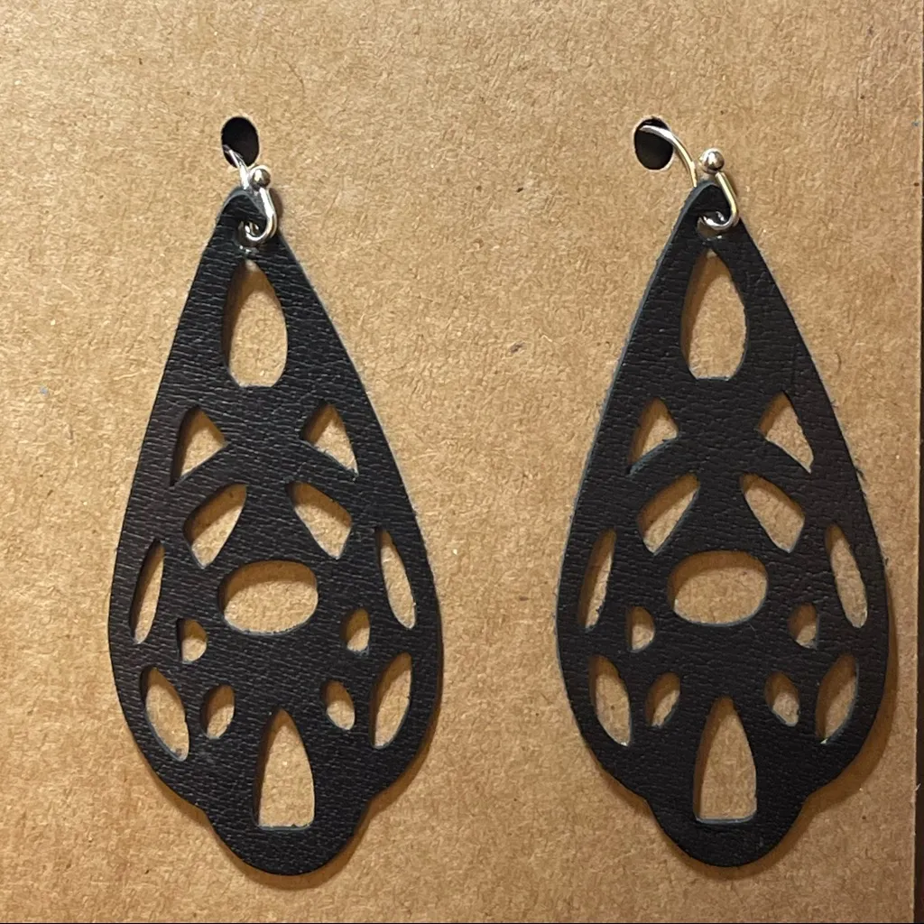 Genuine Leather black teardrop earrings - Image 5
