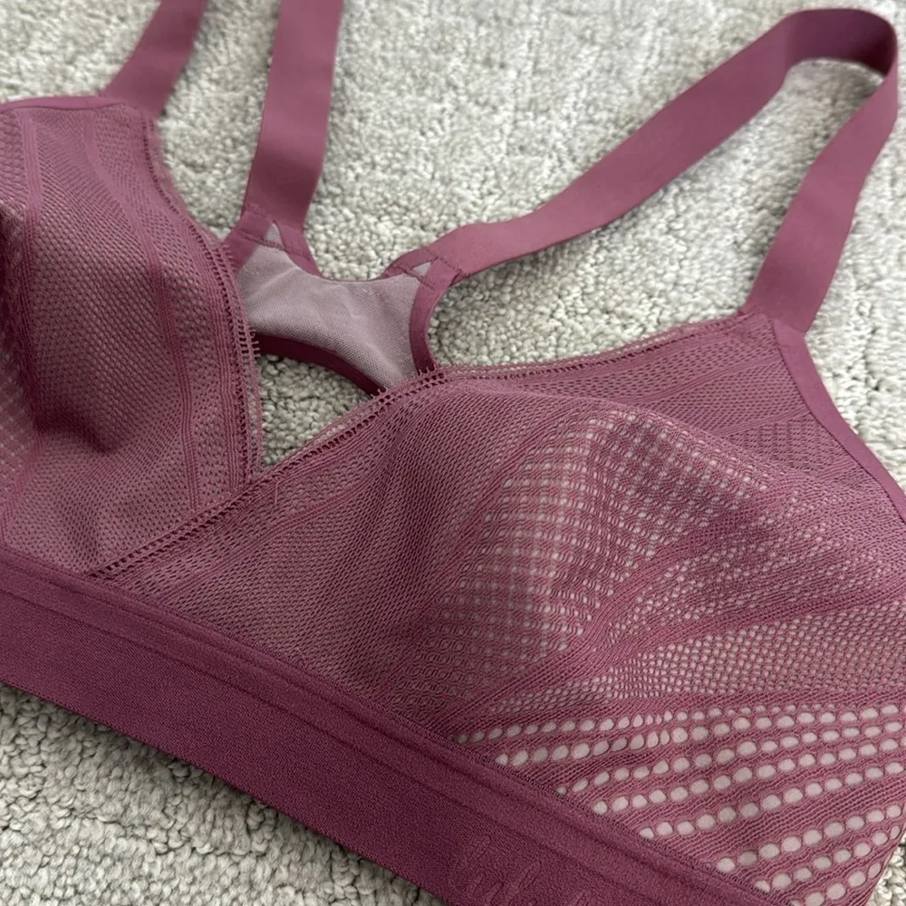 Lululemon Awake to Lace Bra Plumful / Smoky Blush purple Mauve sports bra yoga - Image 3