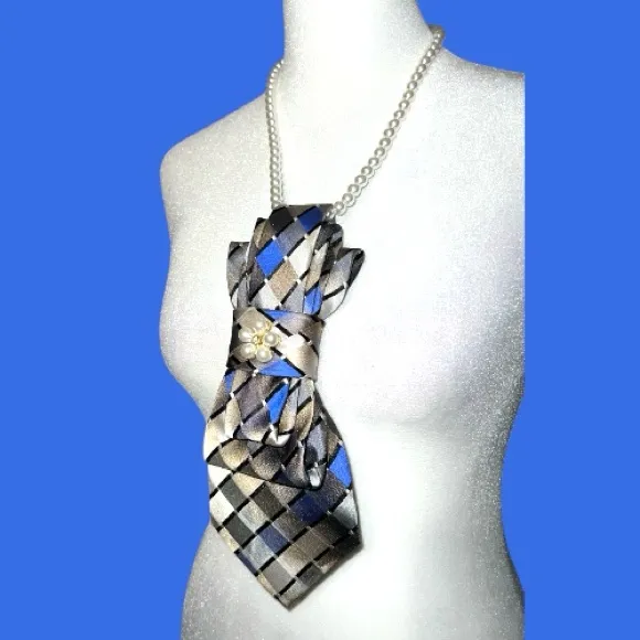 “Dainty Dapper”Elegant Blue and Silver Necktie necklace with Pearl Accent - Image 4