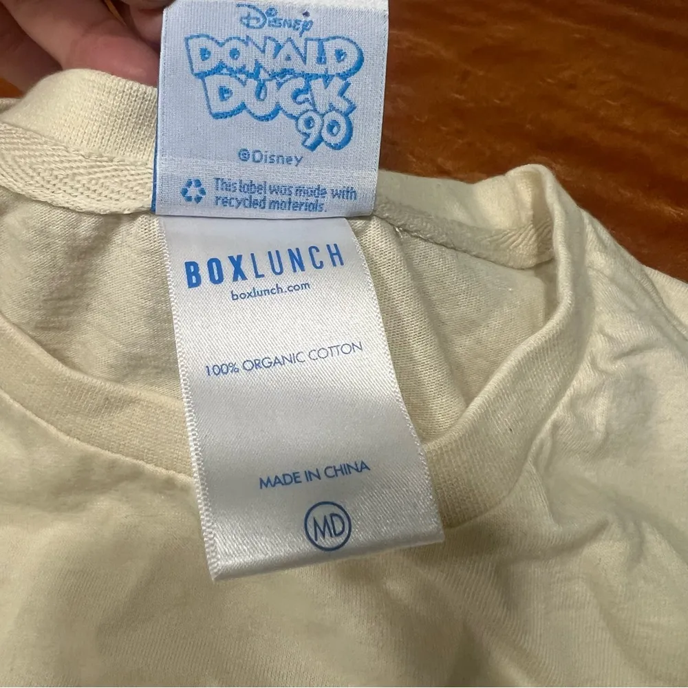 Disney Box Lunch Donald Duck Hawaiian organic cotton Tee shirt medium - Image 6