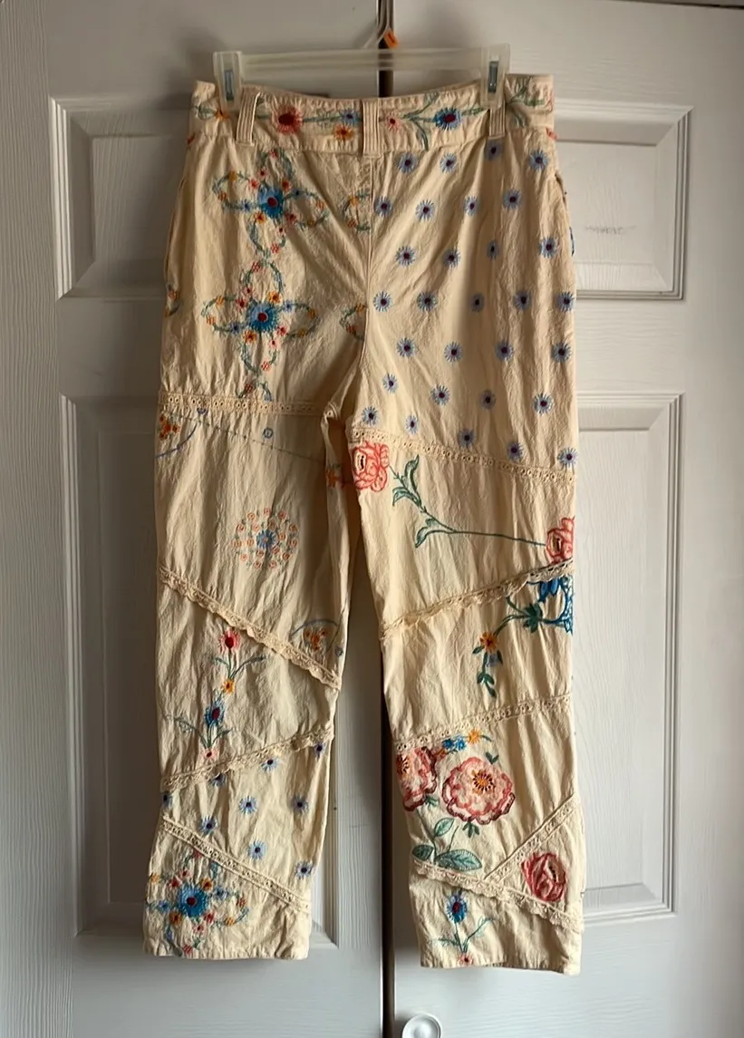 Love Letters Pants size 2 - Image 4