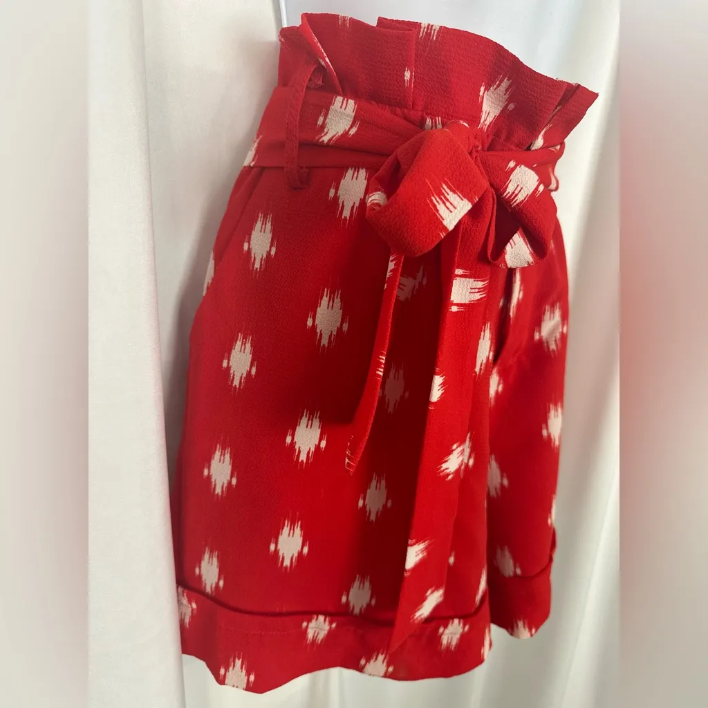 Gibson Red Ikat Print Shorts | High-Waist Flowy Style | Size Sm (1131) - Image 5