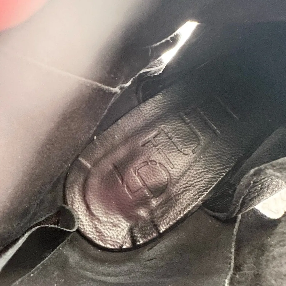 LD Tuttle The Marble Twist Knot Black Leather Pointed Ankle Boot Booties 37 Size undefined - Image 4