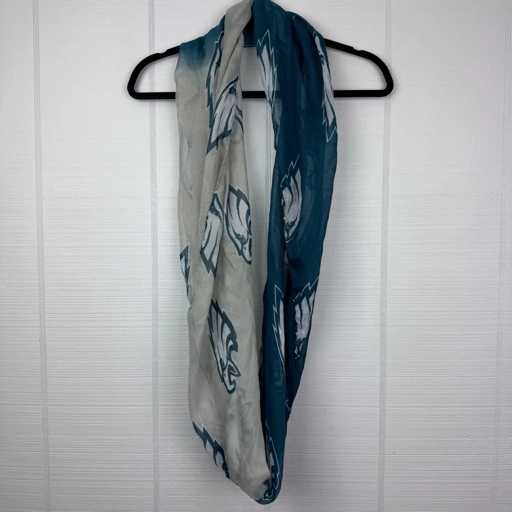 Forever Collectibles NFL Football Philadelphia Eagles Green Infinity Scarf - Image 2