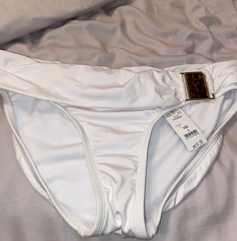 White House | Black Market White Strapless Bikini - Image 3