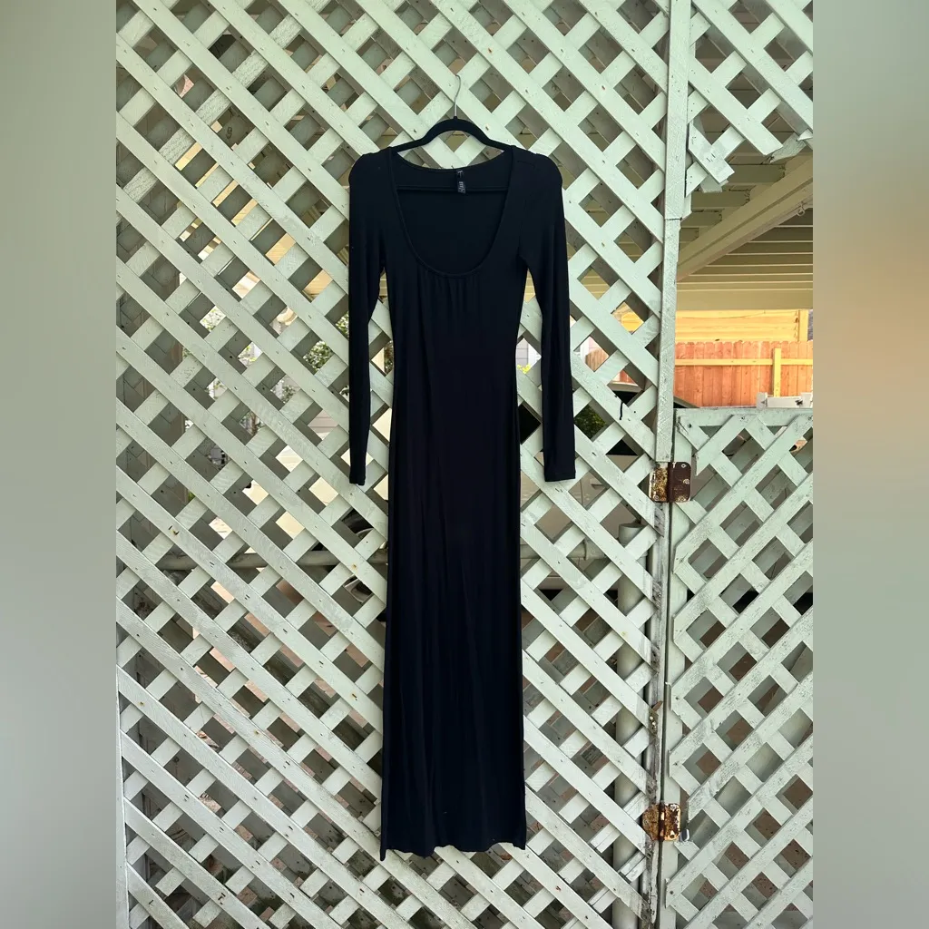 Skims soft lounge long sleeve maxi dress - Image 5