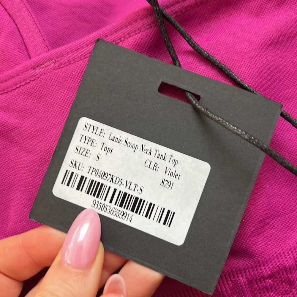 Meshki Laine Scoop Neck Tank Top - Image 4