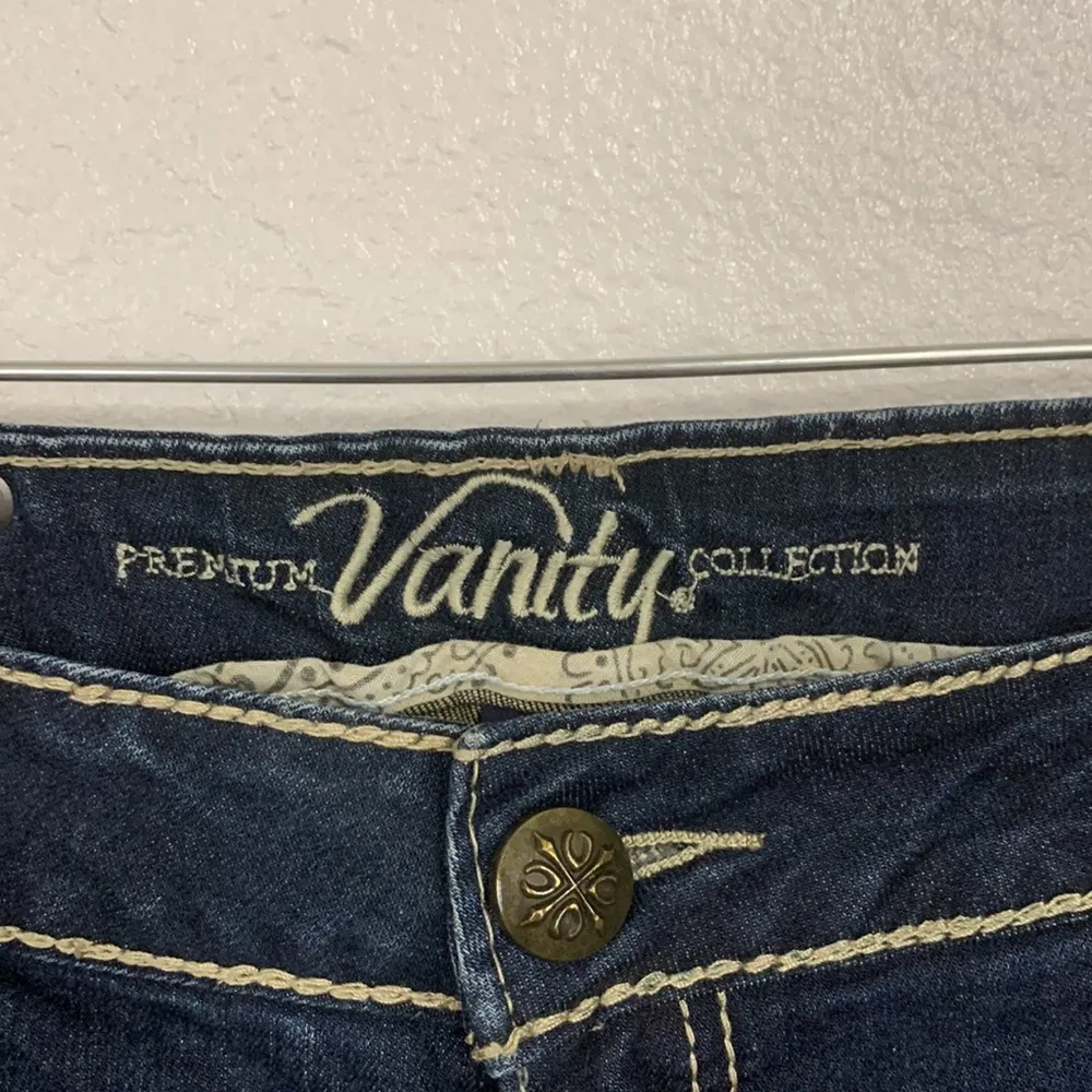 Vanity Premium Dark Wash Bling Pocket Harlow Jeans Size 32 - Image 3