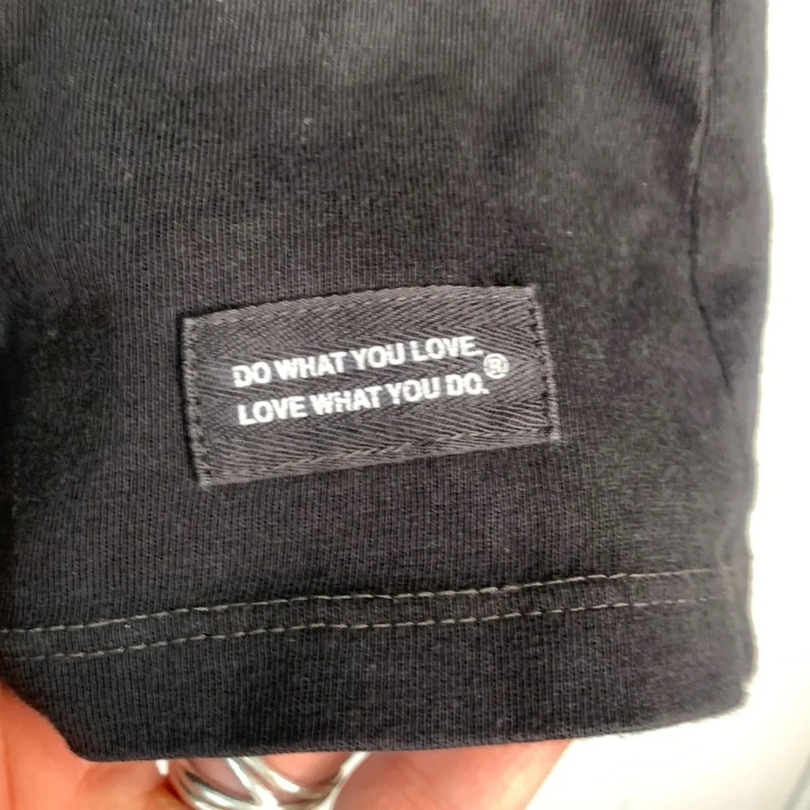 Life is Good Women V-neck Crusher Mama Bear Holiday Long Sleeve Shirt W-130 Sz L - Image 3