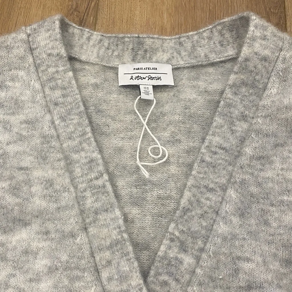 🌟& OTHER STORIES🌟 V NECK WOOL MOHAIR BLEND CARDIGAN GREY SZ M - Image 3