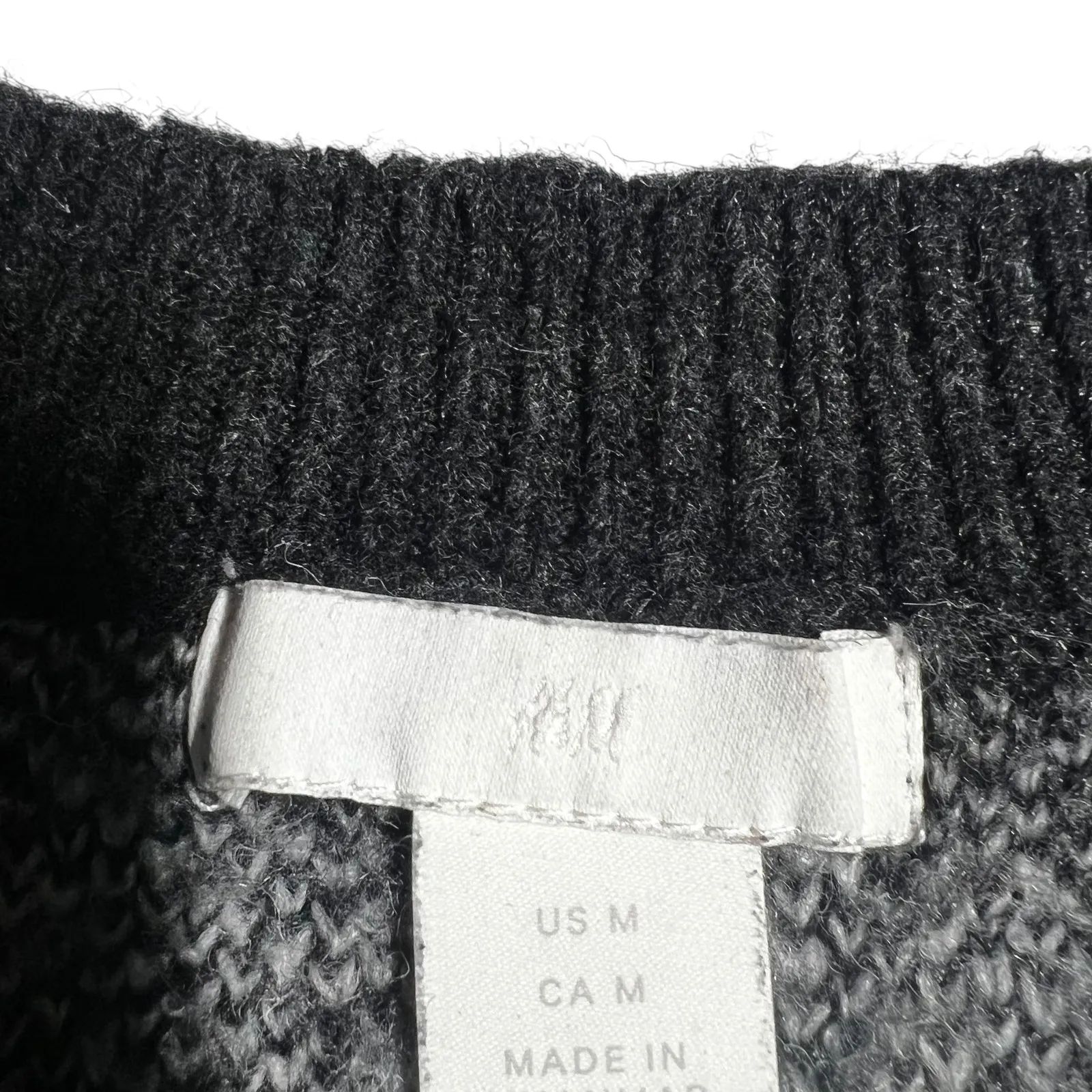 H M Black White Buffalo Plaid Crew Neck Long Sleeve Cozy Sweater Womens M - Image 5