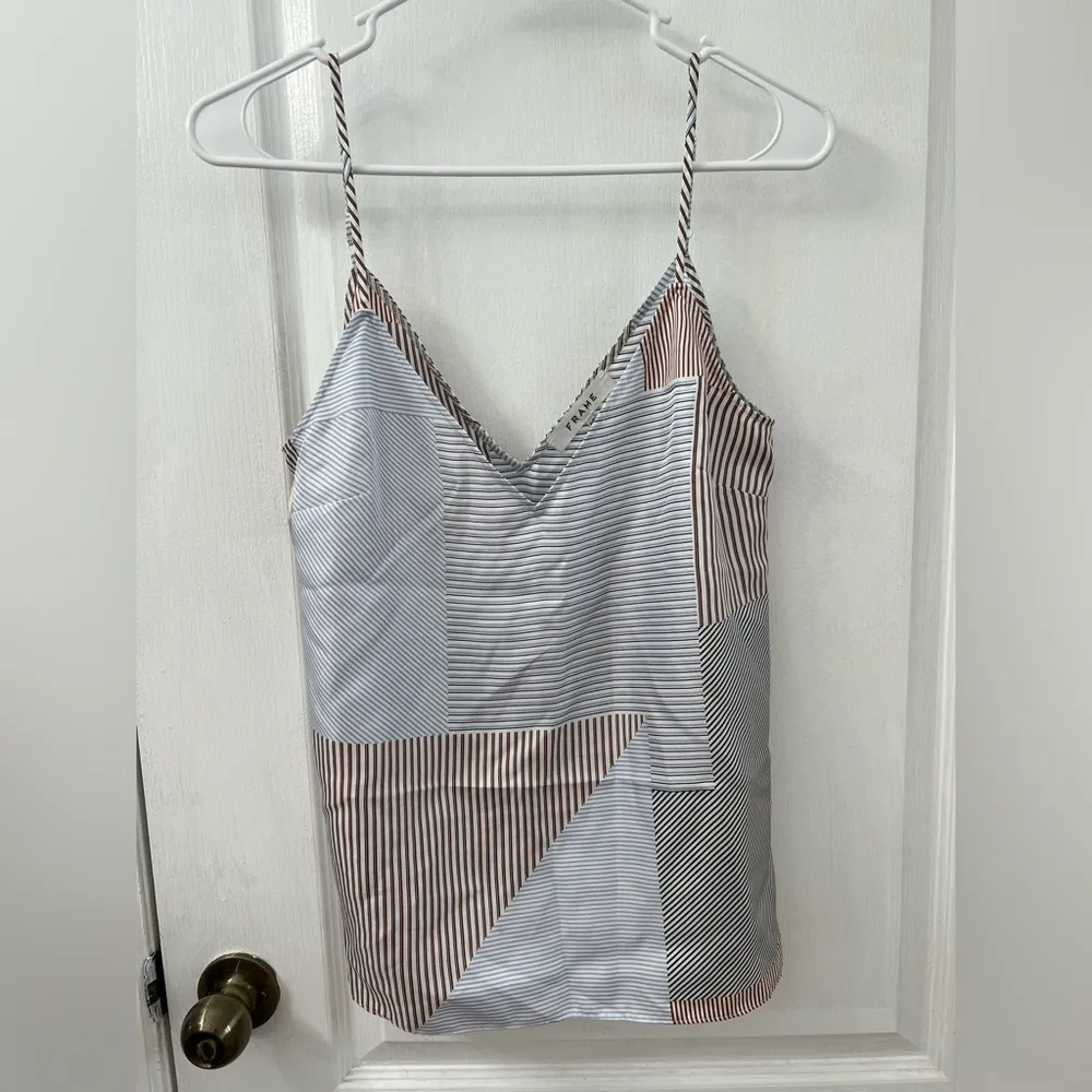 $195 FRAME Classic Printed Silk Camisole Powder Multi (Size S) - Image 7