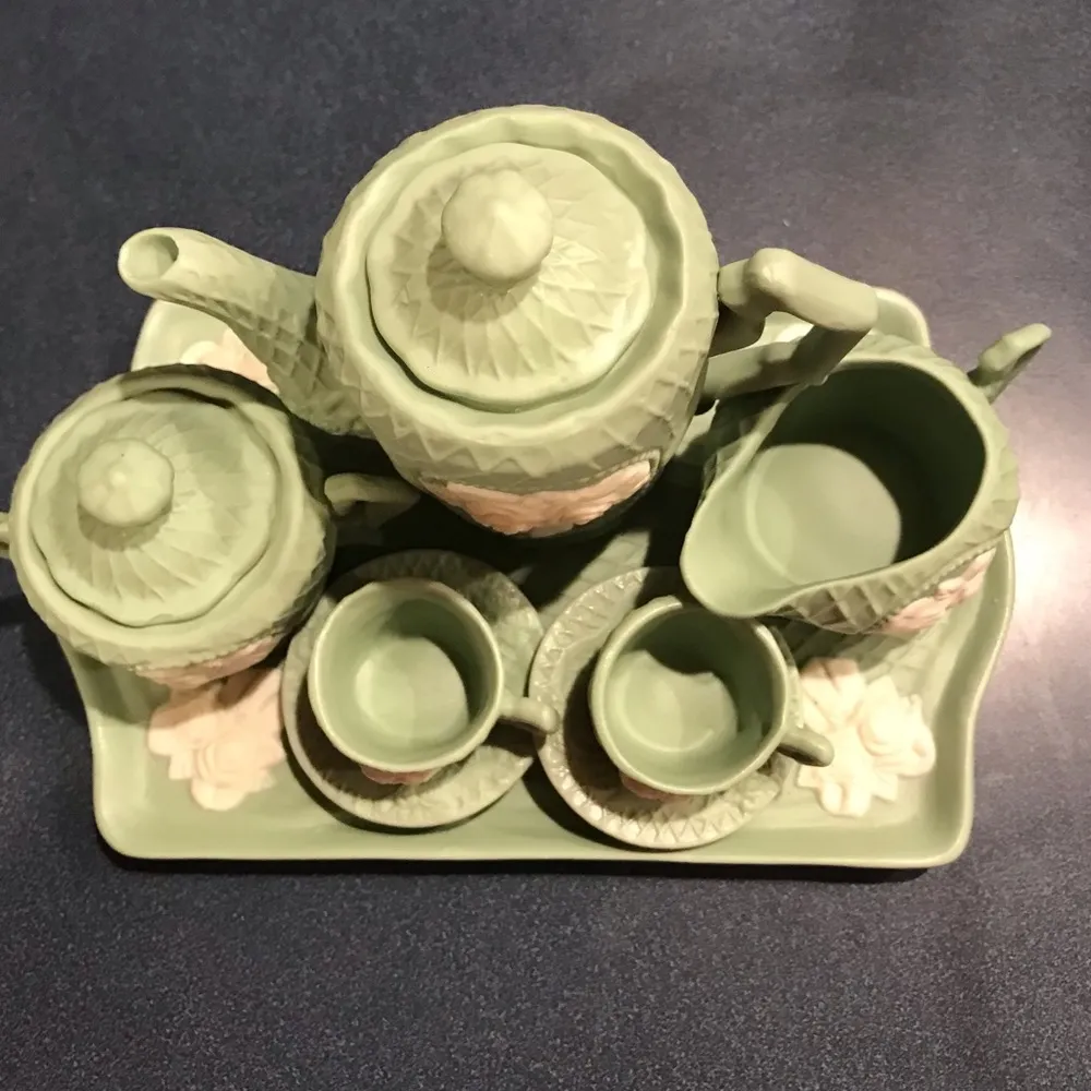 Heirloom Rose Boutique 10 Pc. Miniature Victorian Set - Image 3