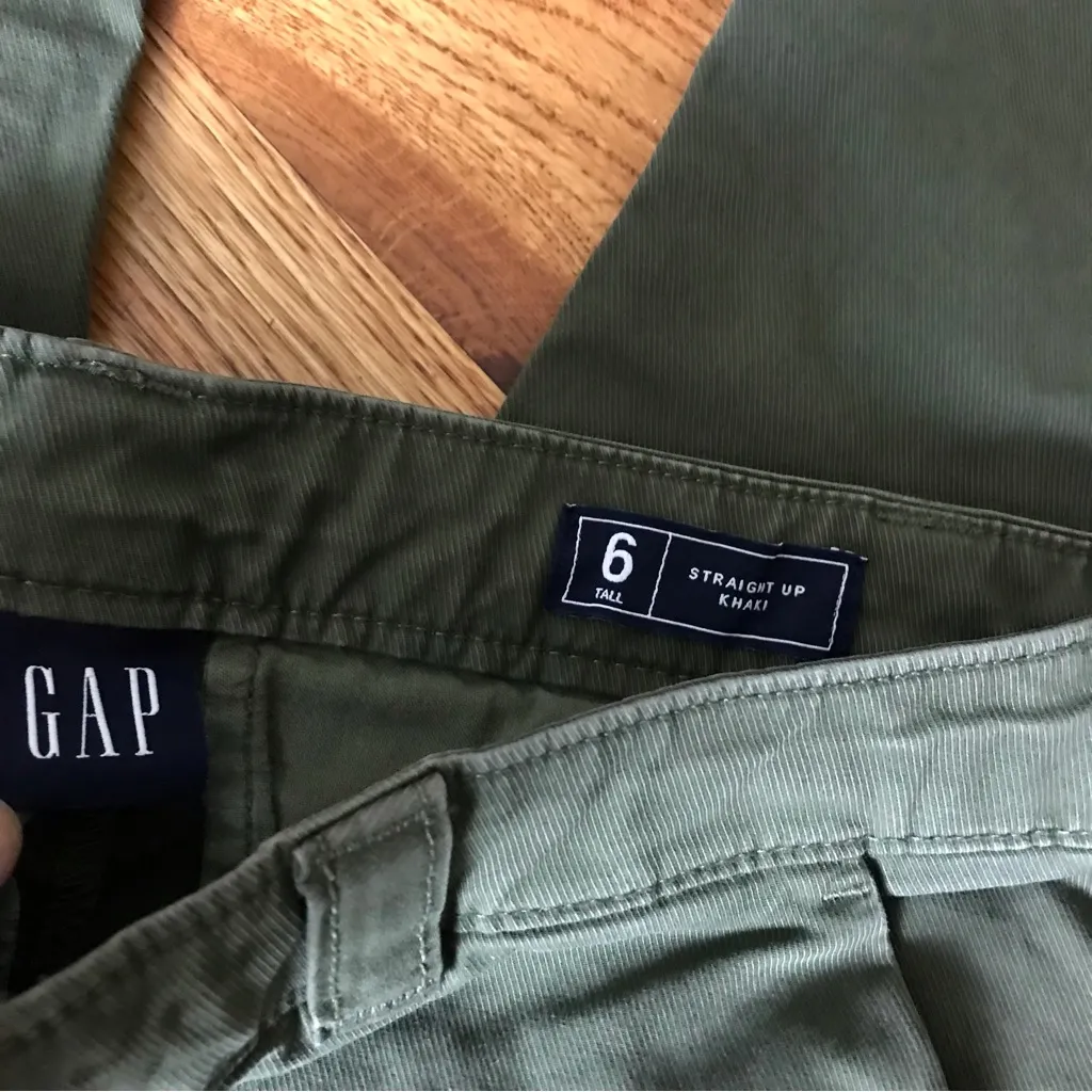 GAP Olive Green Straight Up Khaki Women's Pants - Image 4
