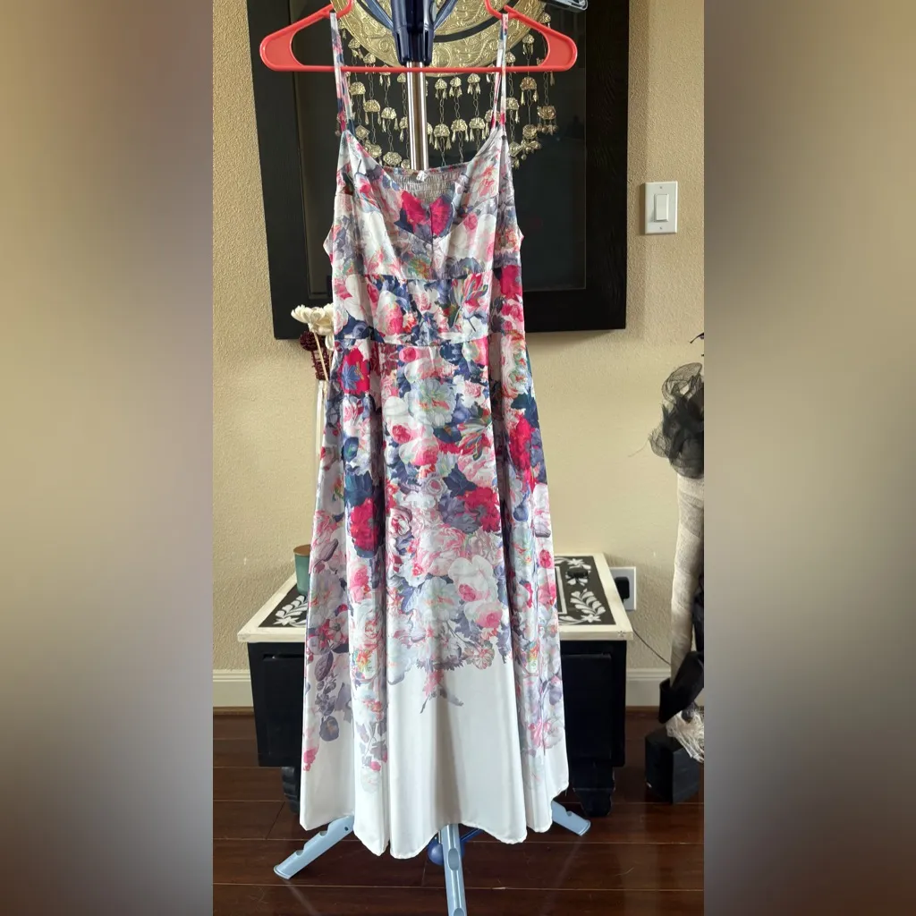 Floral Maxi Dress with Spaghetti Straps White Size undefined - Image 2